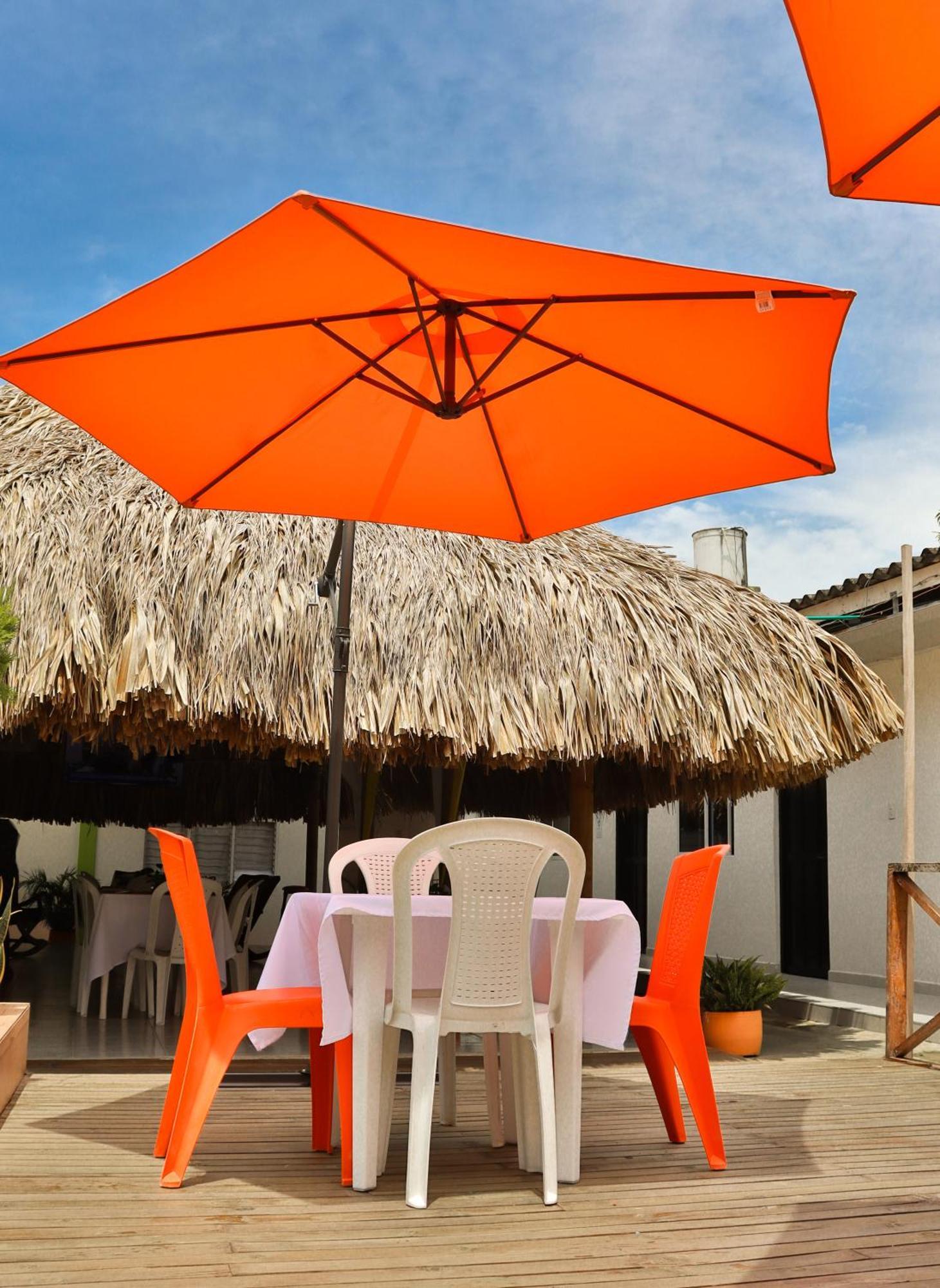 Casa Hotel Las Antillas โตลู ภายนอก รูปภาพ